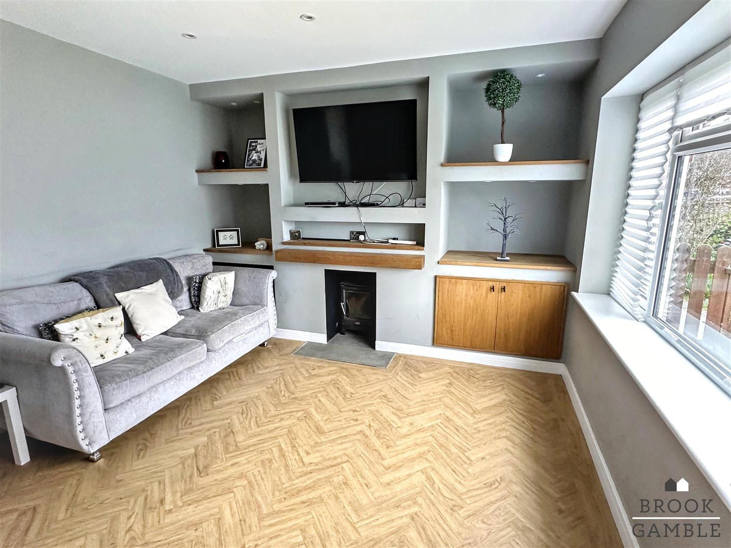 3 Bedroom House. Faygate Road in Eastbourne,  4